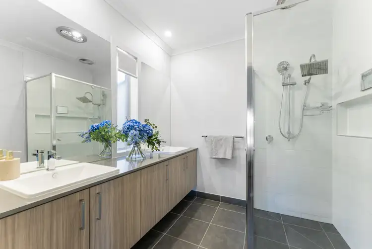 Sixth view of Homely house listing, 28 Corymbia Grove, South Morang VIC 3752