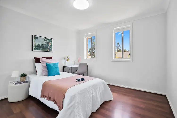 Sixth view of Homely house listing, 33 Summerfield Avenue, Quakers Hill NSW 2763