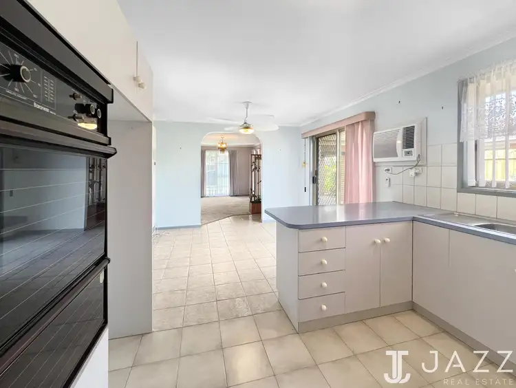 Sixth view of Homely house listing, 138 Shane Avenue, Seabrook VIC 3028