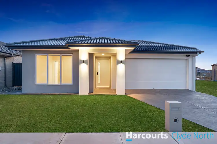 10 Arctic Street, Clyde North VIC 3978