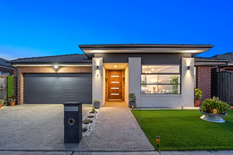 3 Blackberry Street, Mickleham VIC 3064