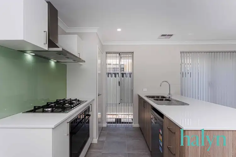 9 Thredbo Drive, Aveley WA 6069