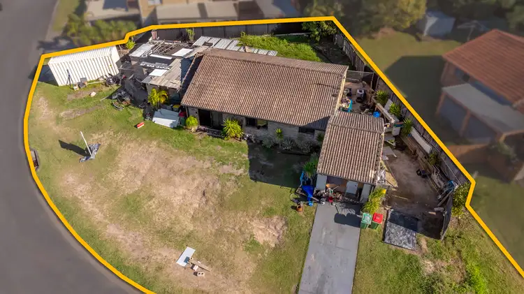 4 Paul Court, Carrara QLD 4211
