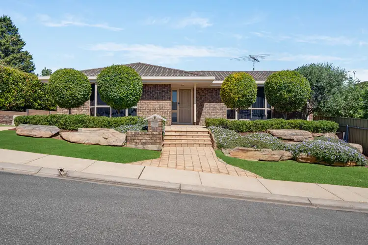 1 Thomas Court, Wynn Vale SA 5127