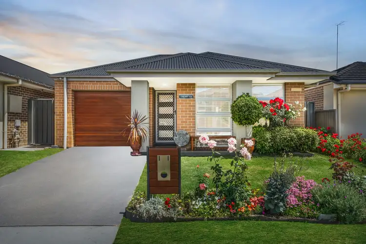 11 Oriri Avenue, Glenmore Park NSW 2745