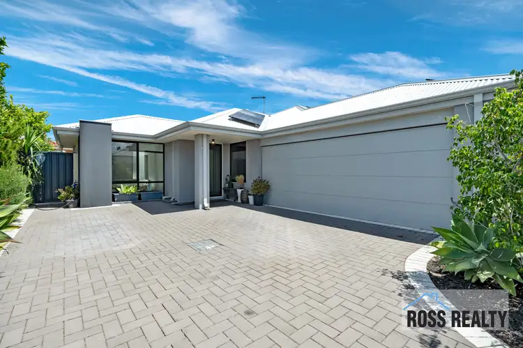 26A Addlestone Road, Morley WA 6062