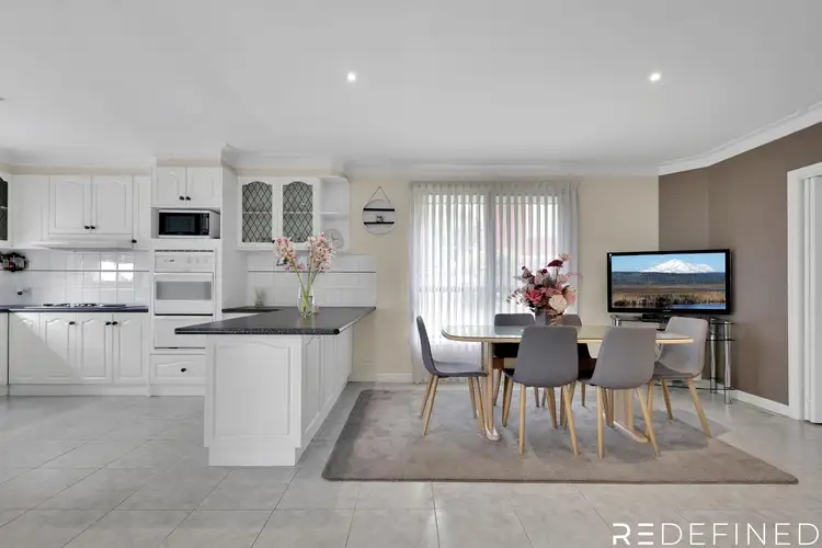 Sixth view of Homely house listing, 10 Tooth Court, Mill Park VIC 3082