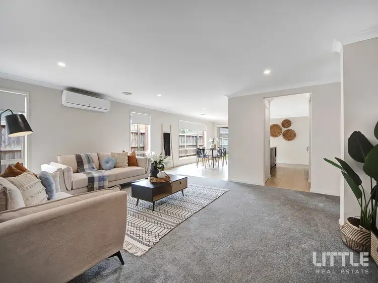 39 Yellow Gum Way, Manor Lakes VIC 3024