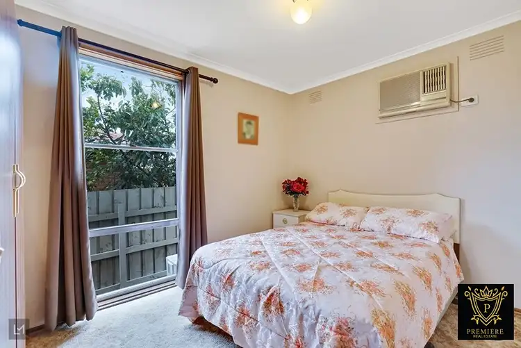 Third view of Homely house listing, 5 Valepark Crescent, Cranbourne VIC 3977