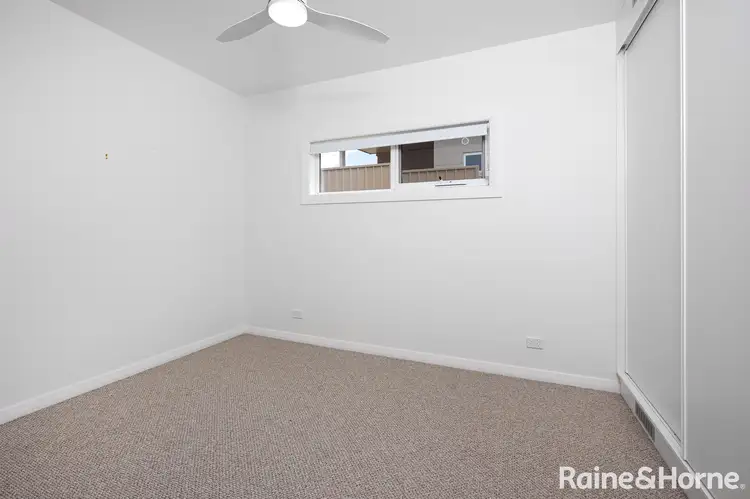 Fifth view of Homely house listing, 2/11 Preston Crescent, Lloyd NSW 2650