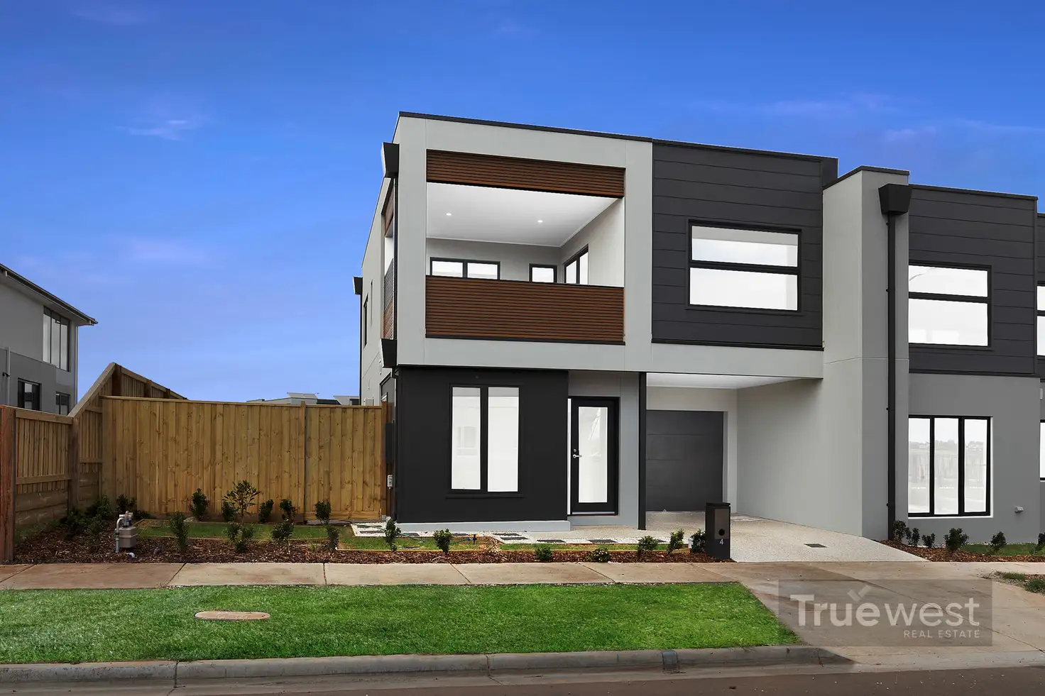 Main view of Homely townhouse listing, 4 Pasofino Drive, Bonnie Brook VIC 3335