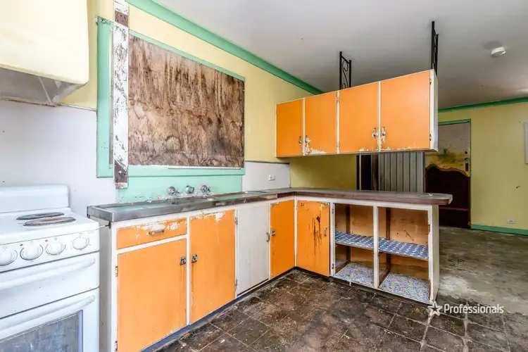 Second view of Homely house listing, 3 Jade Place, Rangeway WA 6530