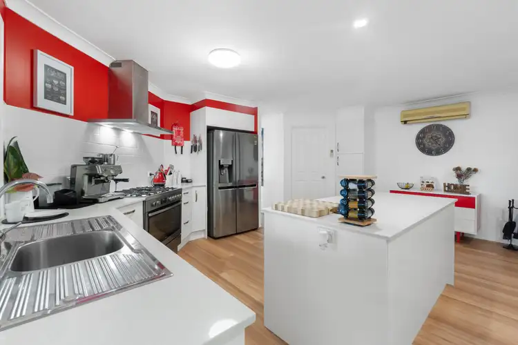 Fifth view of Homely house listing, 10 McNamara Court, Oxenford QLD 4210