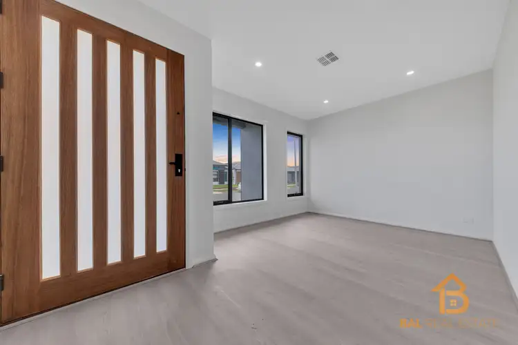 Sixth view of Homely house listing, 8 Icarus Street, Tarneit VIC 3029