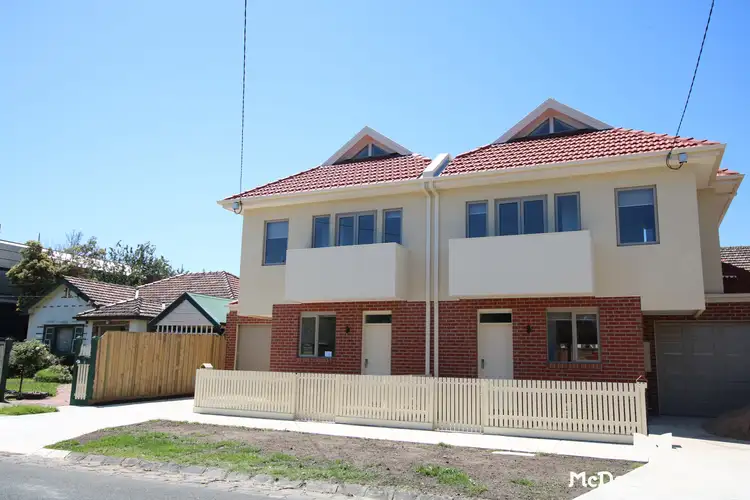 2c Alma Street