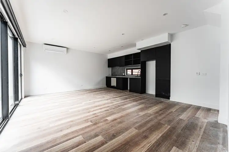 3/2B Kingsville Street, Kingsville VIC 3012