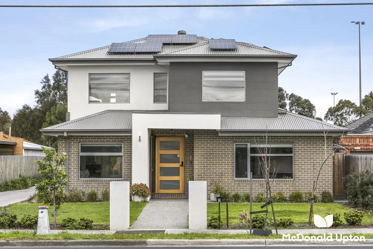 Main view of Homely townhouse listing, 1/521 Pascoe Vale Road, Pascoe Vale VIC 3044
