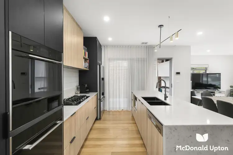 Third view of Homely townhouse listing, 1/521 Pascoe Vale Road, Pascoe Vale VIC 3044