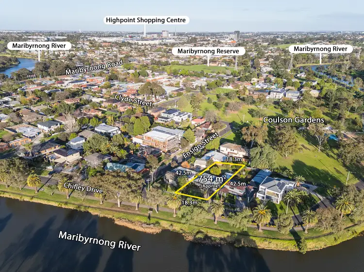 29 Chifley Drive, Maribyrnong VIC 3032