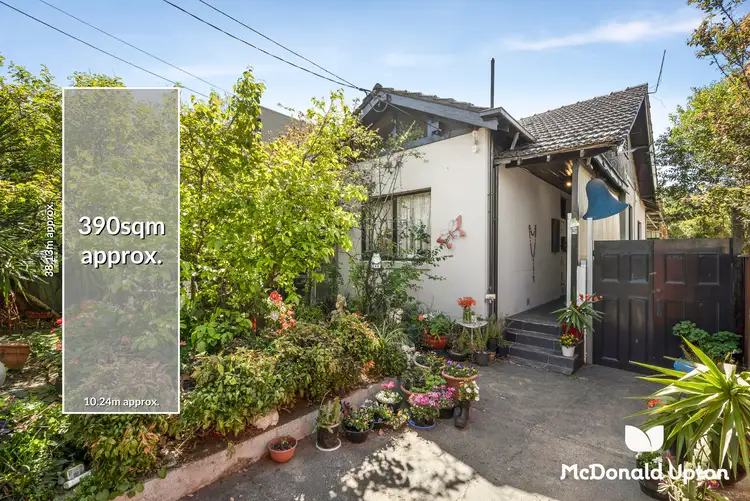 12 Tweedside Street, Essendon VIC 3040