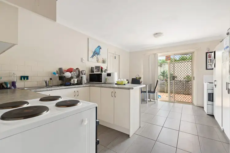 Third view of Homely villa listing, 2/172 Maitland Street, Kurri Kurri NSW 2327