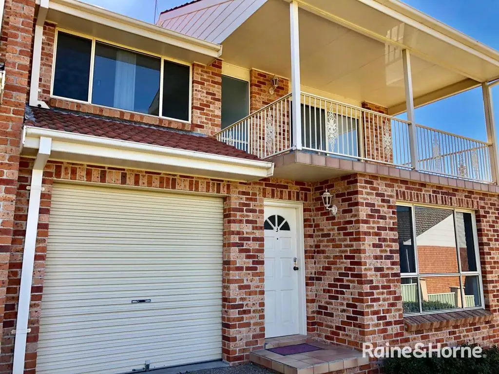 Main view of Homely townhouse listing, 3/72 Grey Street, Keiraville NSW 2500
