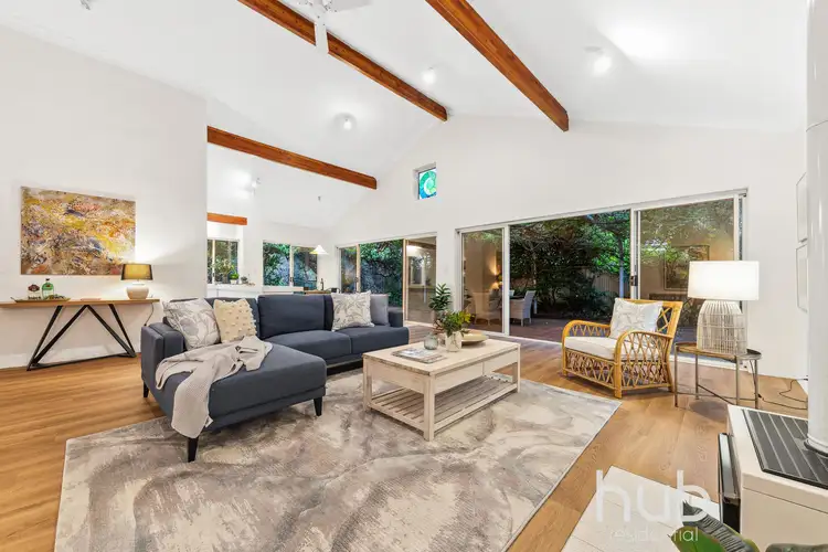 15 Bentley Close, Mount Claremont WA 6010