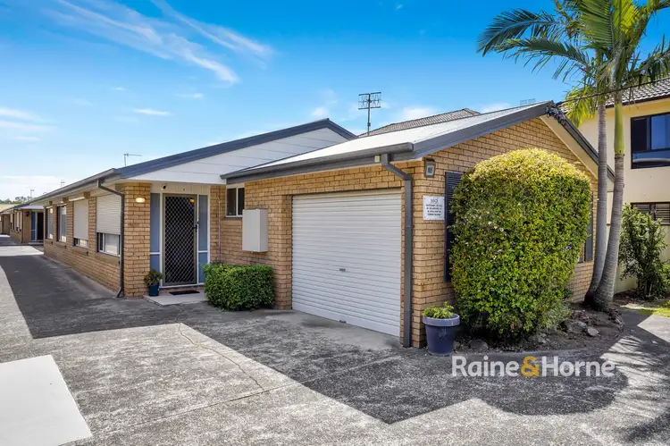 Main view of Homely villa listing, 1/165 Ocean View Road, Ettalong Beach NSW 2257