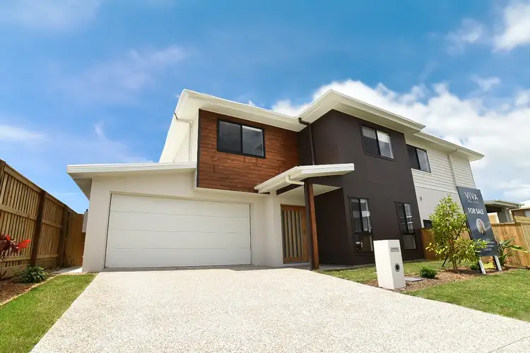 Main view of Homely semi-detached listing, 2/33 Oakover Crescent, Nirimba QLD 4551