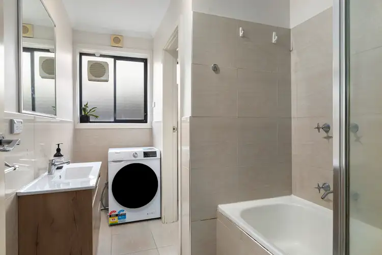 Sixth view of Homely apartment listing, 4/9 Churchill Avenue, Maidstone VIC 3012