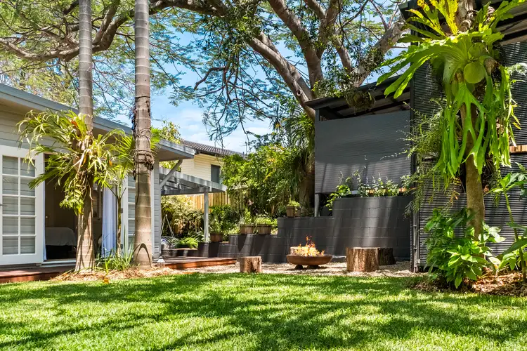8 Lahore Street, The Gap QLD 4061