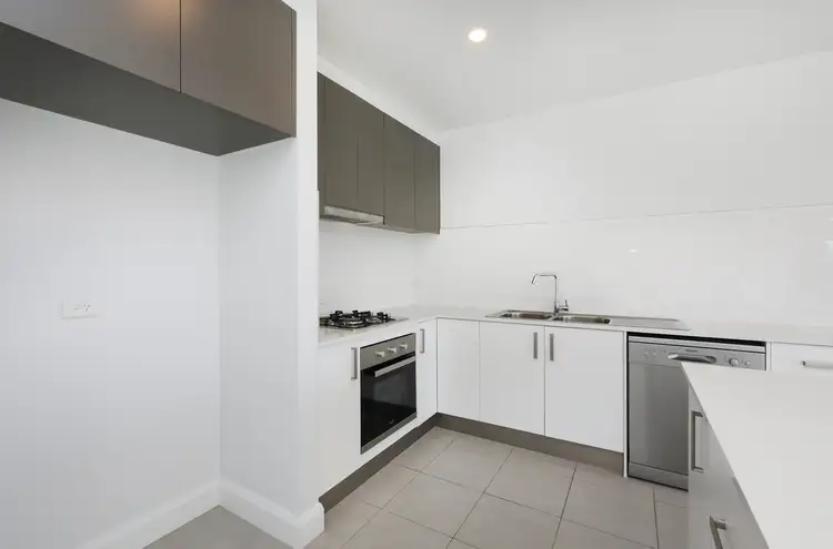Fifth view of Homely house listing, 2/5 Willandra Blvd, Harkness VIC 3337