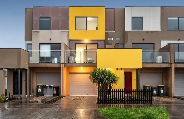 30 Featherpark Way, Craigieburn VIC 3064