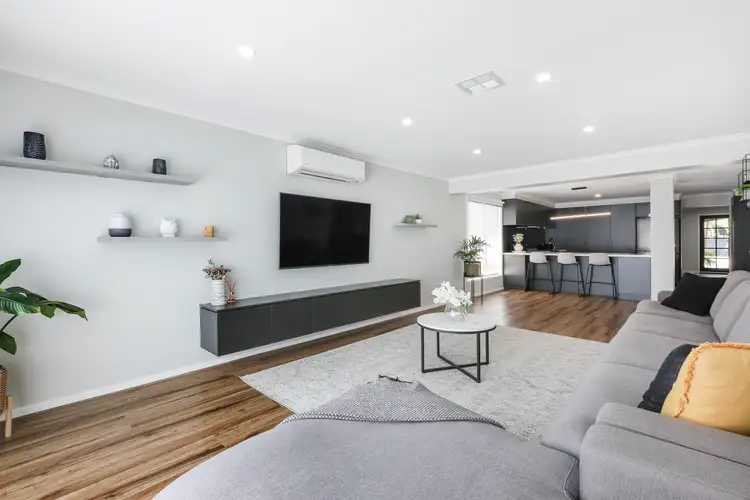 Fourth view of Homely house listing, 2 Collyer Close, Brookfield VIC 3338