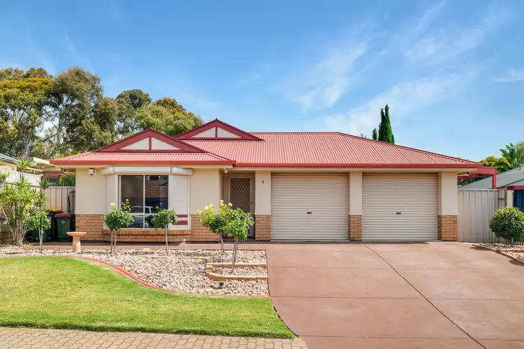 5 Fergusson Bowl, Craigmore SA 5114