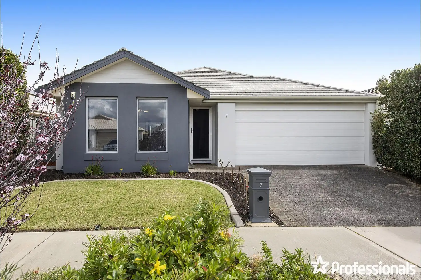 Main view of Homely house listing, 7 Daimpre Way, Byford WA 6122