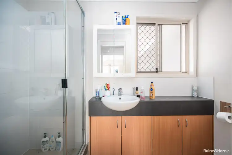 Seventh view of Homely unit listing, 32/1 Ibis Boulevard, Eli Waters QLD 4655