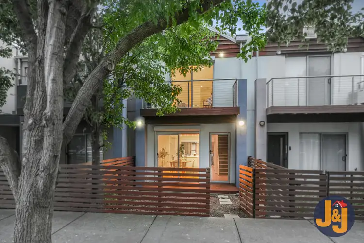 5/8 Moresby Court, Craigieburn VIC 3064