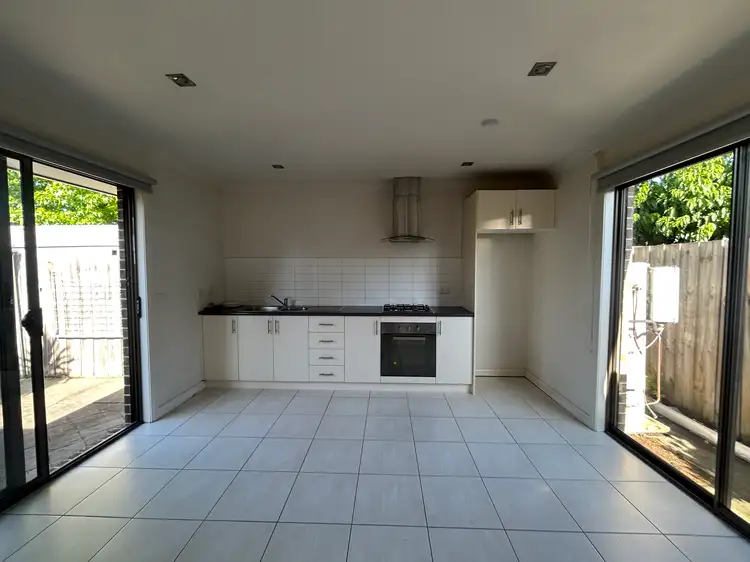 Fifth view of Homely unit listing, 4/19 Poplar Street, Thomastown VIC 3074