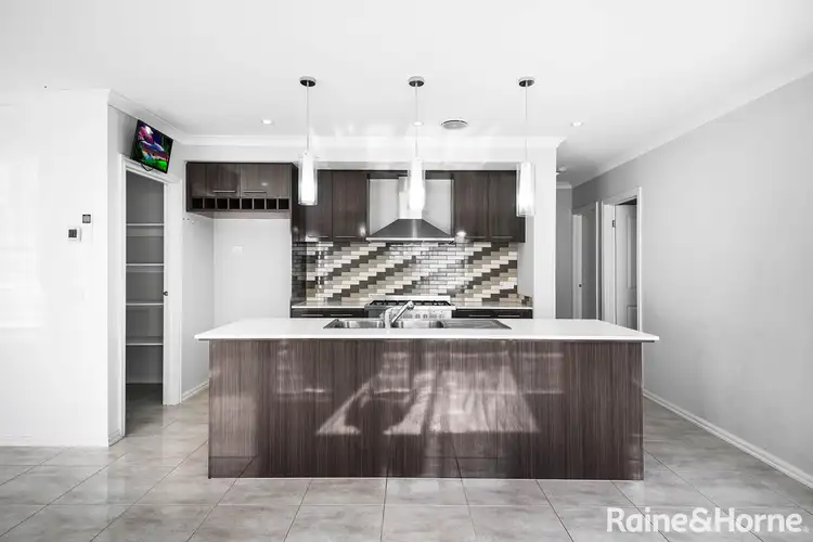 Sixth view of Homely house listing, 4 Lamington Drive, Tarneit VIC 3029
