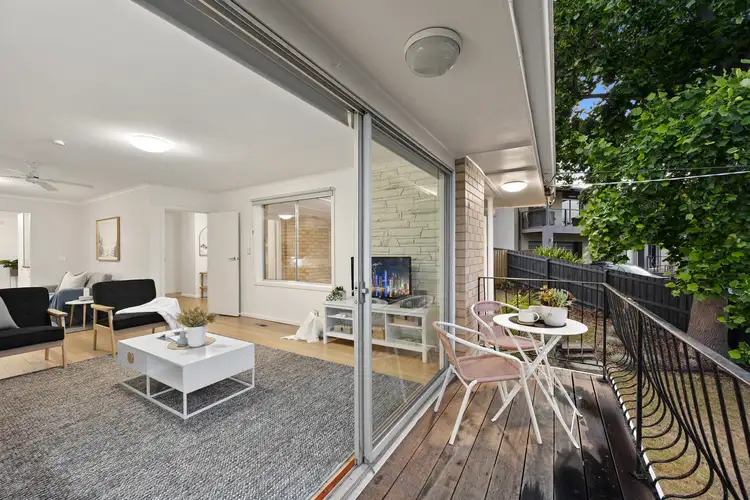Second view of Homely house listing, 4 Kiandra Court, Frankston VIC 3199