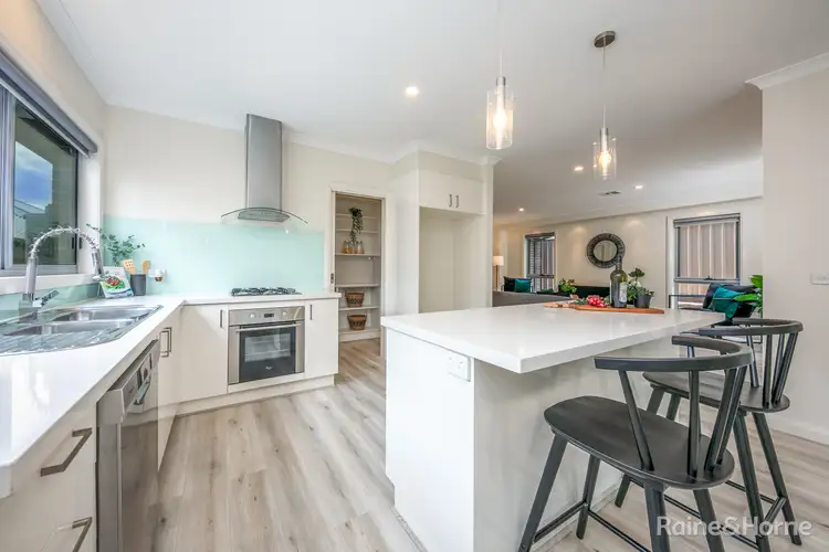 Fifth view of Homely house listing, 17 Outlook Way, Sunbury VIC 3429