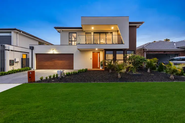 8 Rosedene Avenue, Officer VIC 3809