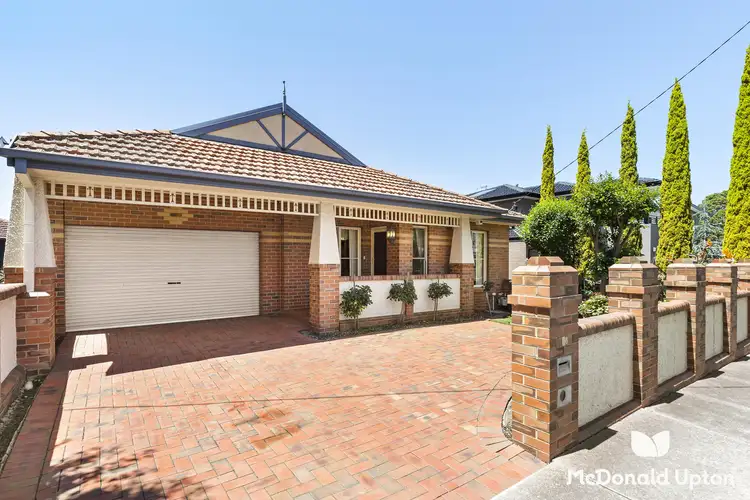 16 Treadwell Road, Essendon North VIC 3041