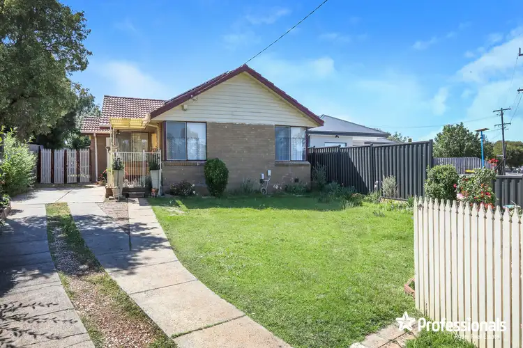 50 Quail Crescent, Melton VIC 3337