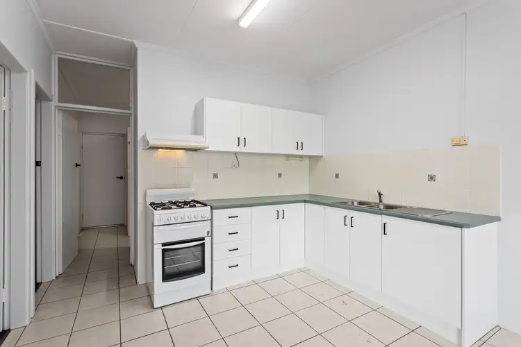Sixth view of Homely unit listing, 4/122A Russell Street, Toowoomba City QLD 4350