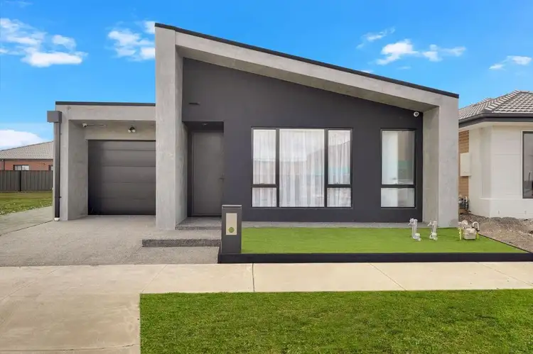 72 Rulingia Road, Donnybrook VIC 3064