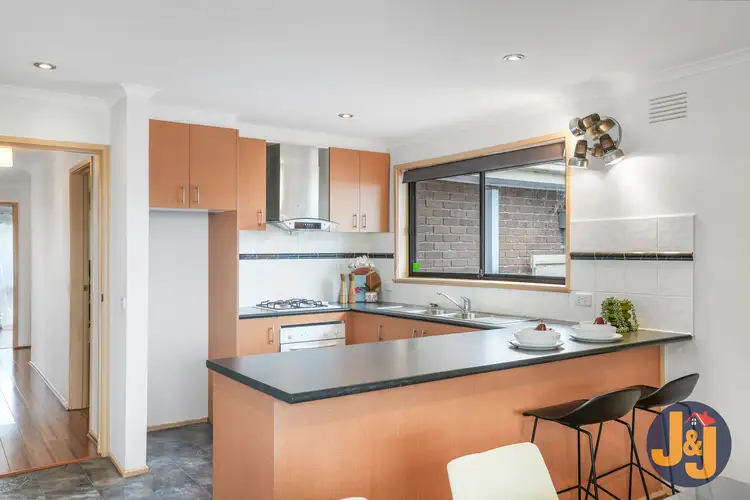 Sixth view of Homely house listing, 31 Langdon Crescent, Craigieburn VIC 3064