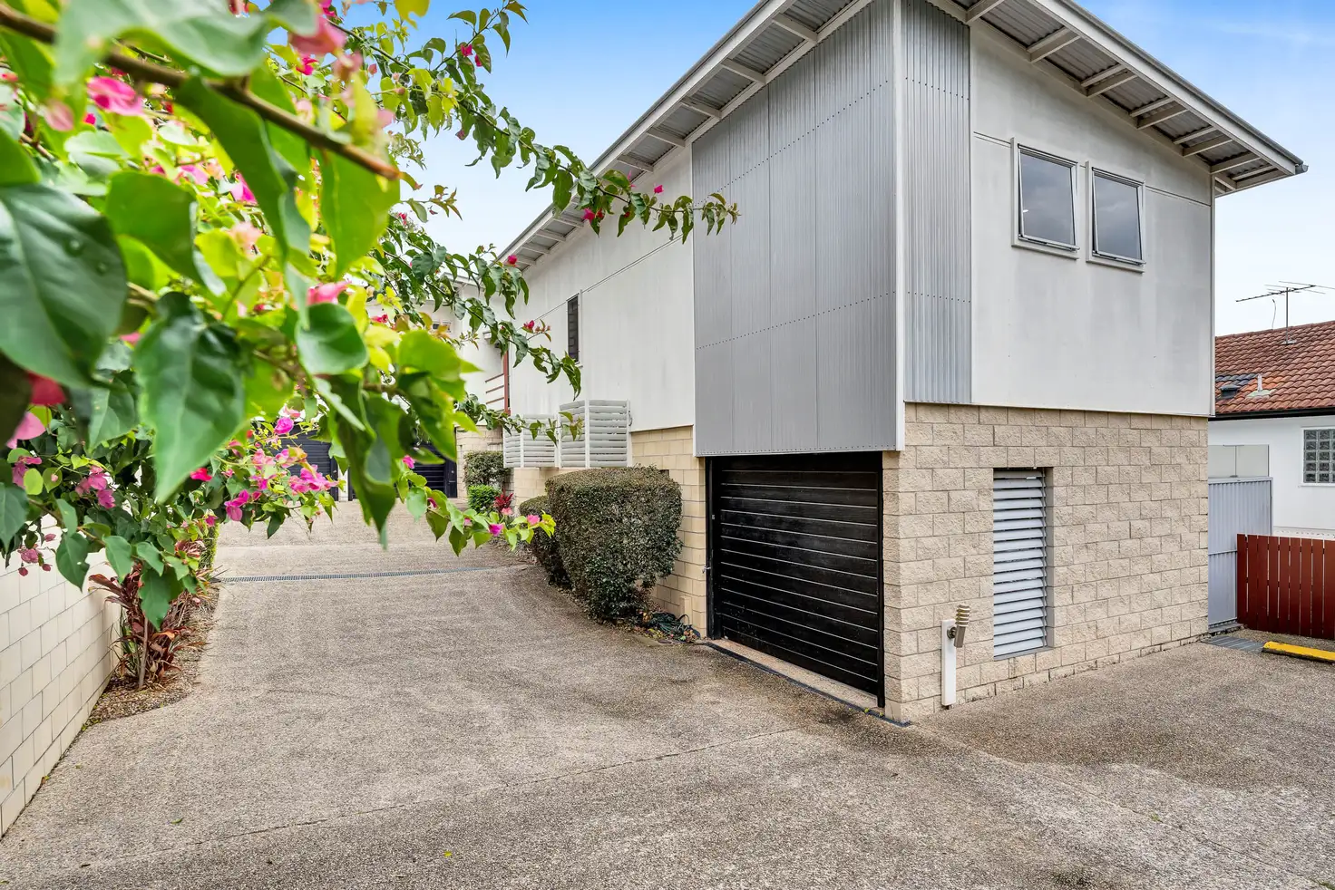 Main view of Homely townhouse listing, 2/12 Dengate Lane, St Lucia QLD 4067