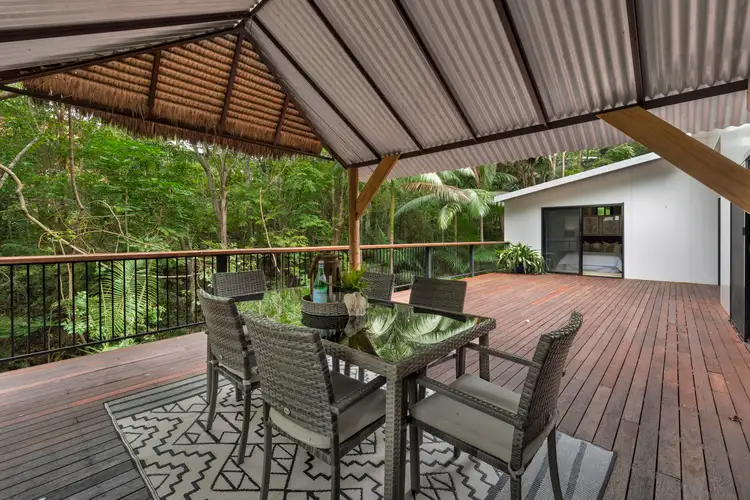 42 Lachlan Avenue
